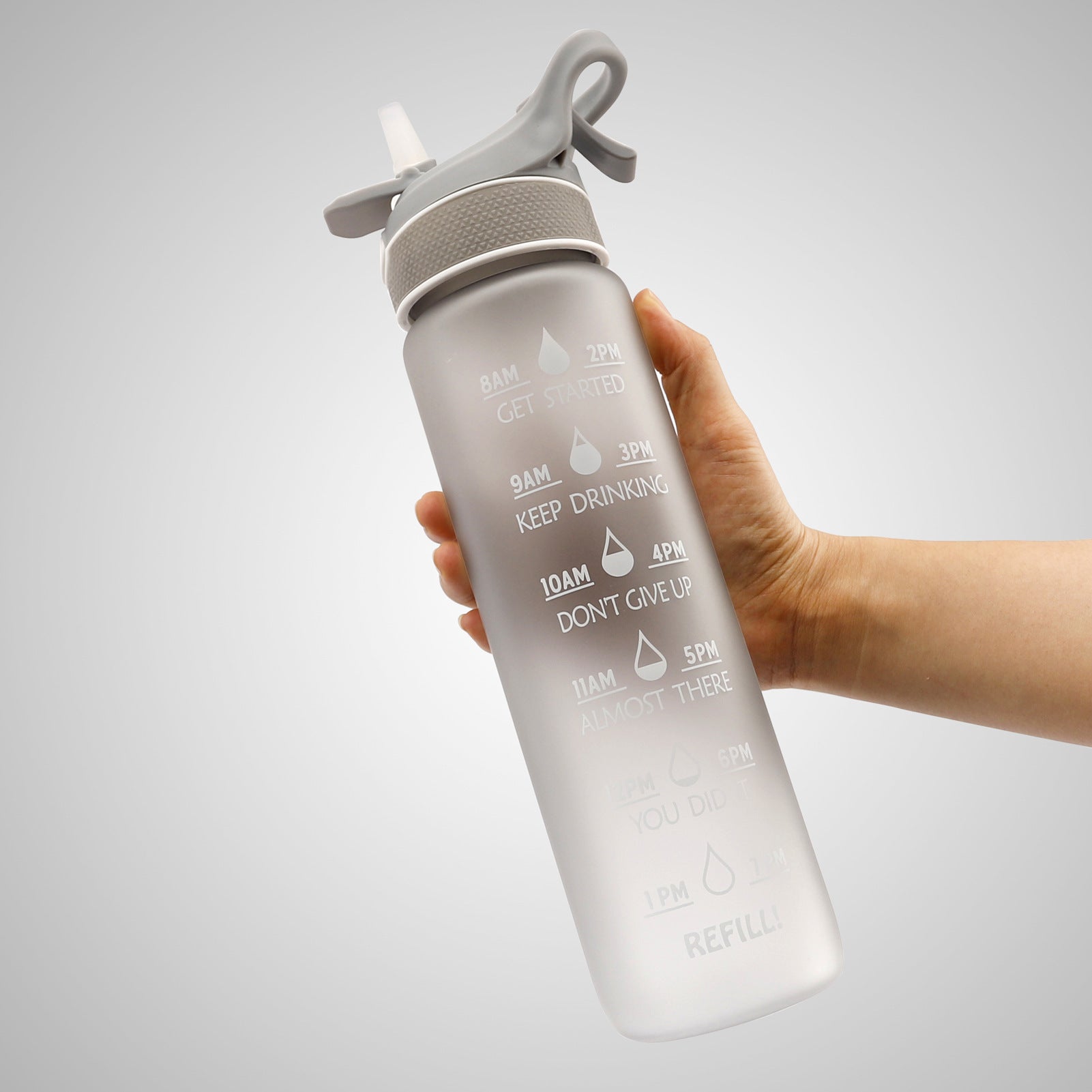 WaterFresh – Bouteille filtrante innovante pour purifier l'eau en déplacement, idéale pour les sportifs et les aventuriers