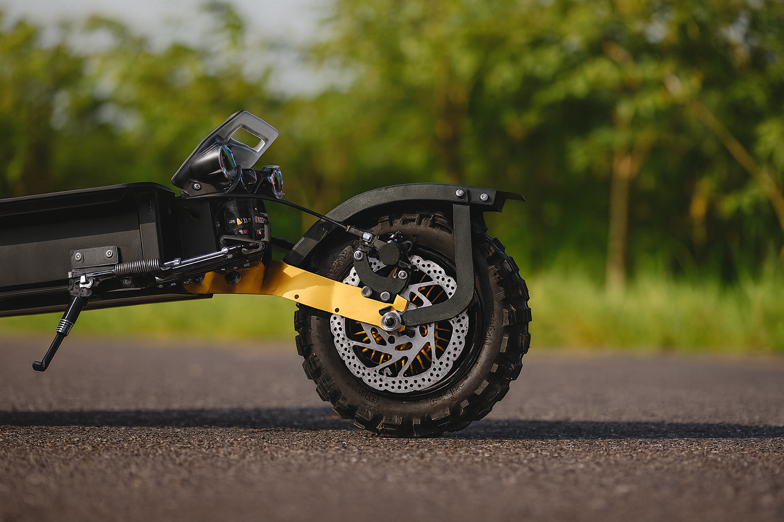 NeutralTrott - Top-of-the-range urban electric scooter with minimalist, silent design SportiveArena